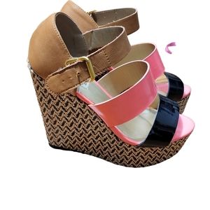 STEVE Madden platform wedge strappy sandals in black pink and tan size 7.5